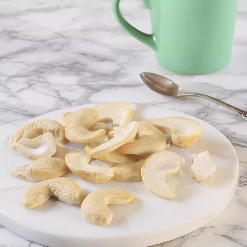 Rohkost Bio Cashew-Stücke | Cremige Rohkost aus Kaschufrucht | Schonend getrocknet unter 45°C | Vielseitig für vegane Rezepte
