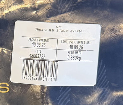Etikett: Los 48003727, verpackt 10.09.2025, mindestens haltbar bis 10.09.2026, netto 0,880 kg